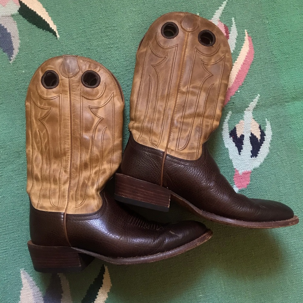 TECOVA MEN’S 9D or W11 TAN AND BROWN COWBOY BOOTS